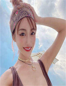 那小子真帅